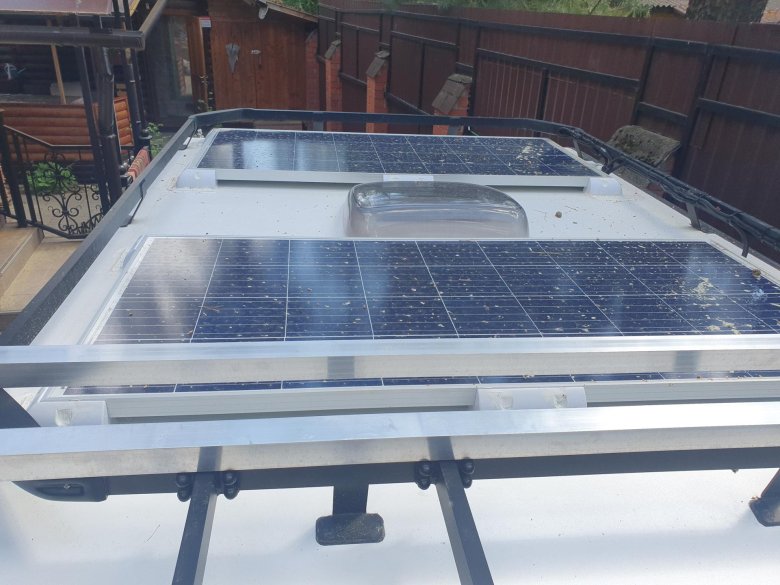 Солнечные панели на автодоме