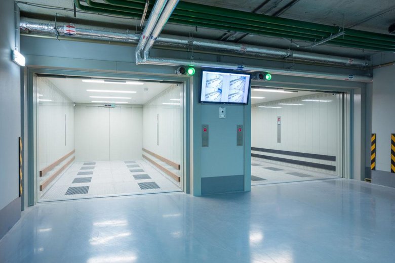 Грузовой лифт 5000 кг