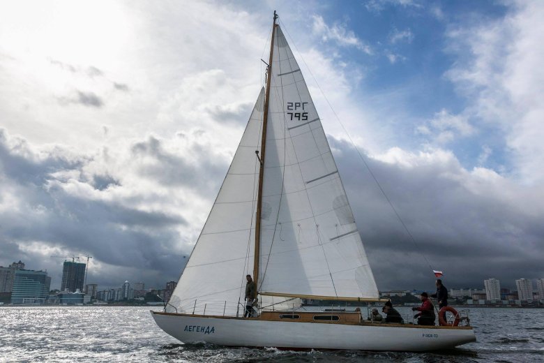 Парусная яхта л6