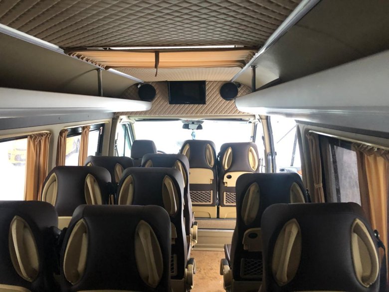 Микроавтобус мерседес 20 мест