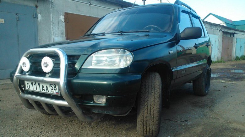 Chevrolet niva 2004
