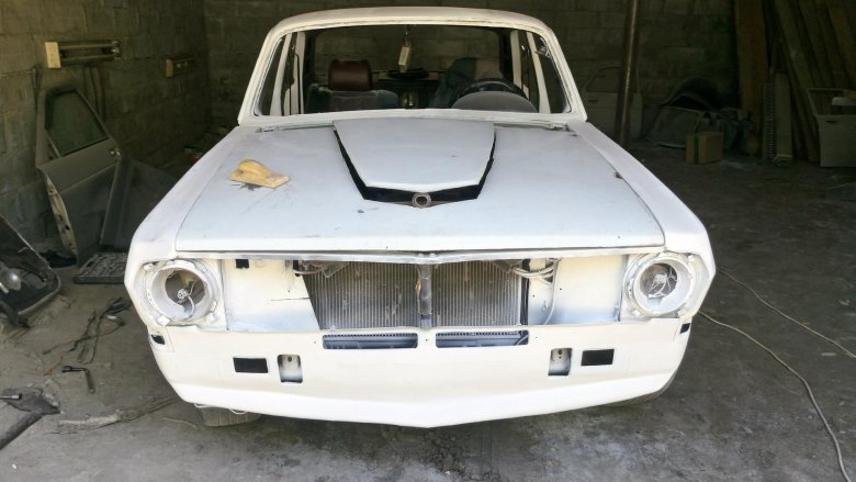 Газ 24 капот