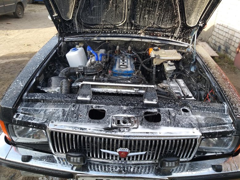 Газ 3102 под капотом