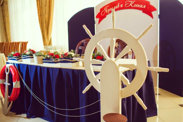 Украшение зала в морском стиле