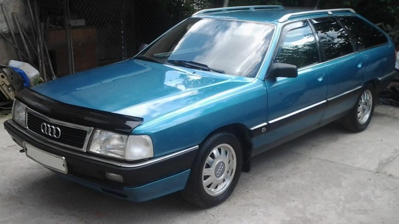 Ауди 100 универсал