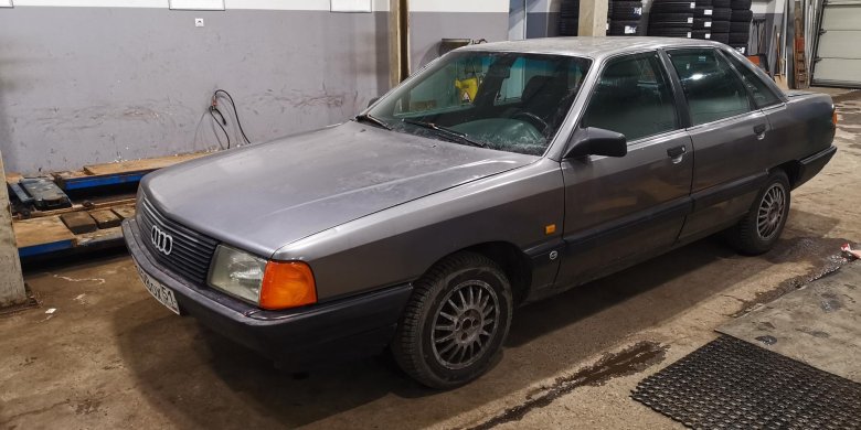 Ауди 100 44 кузов 2.3