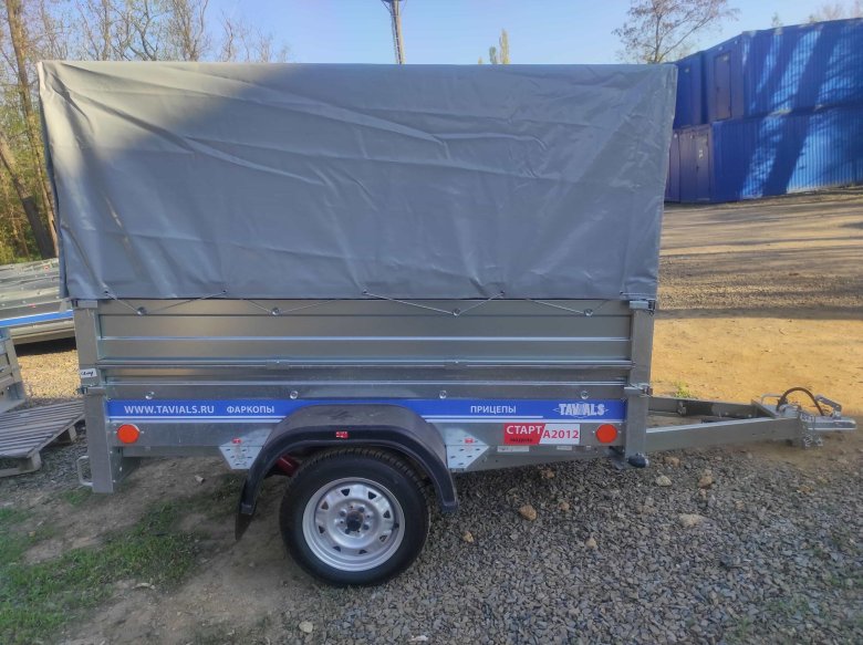 Прицеп на легковой автомобиль