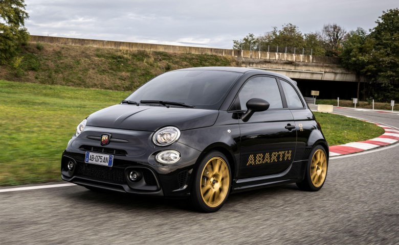 Abarth 695 tributo ferrari