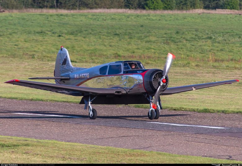 Як 18 т самолет