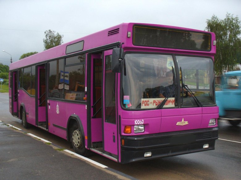 Автобус маз 104