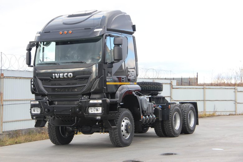 Седельный тягач ивеко амт 6х6