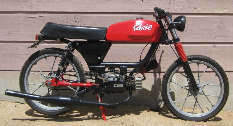 Мопед дельта кафе рейсер