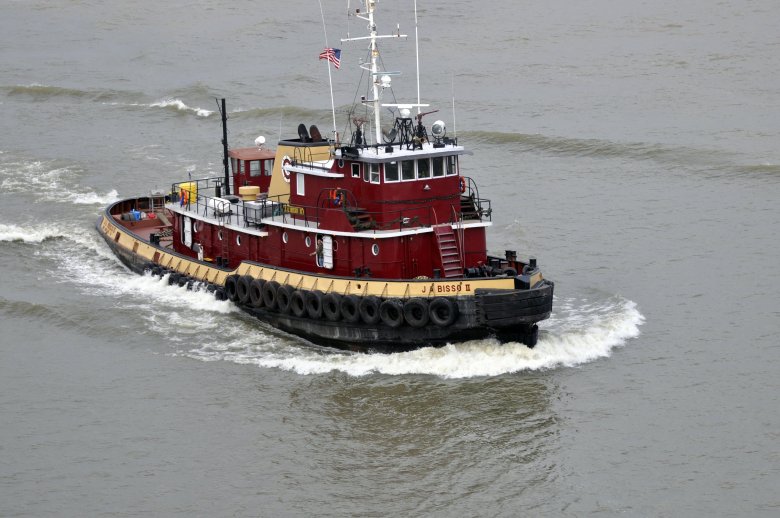 Буксир harbour tug boat