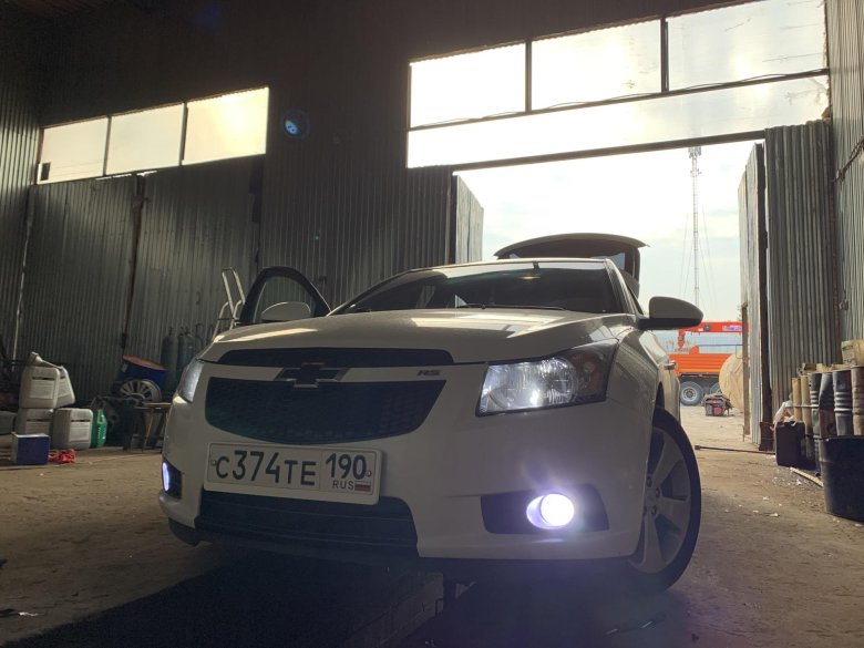 Ангельские глазки шевроле круз