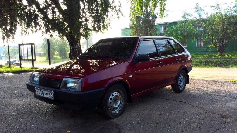 Lada (ваз) 2109 21093i
