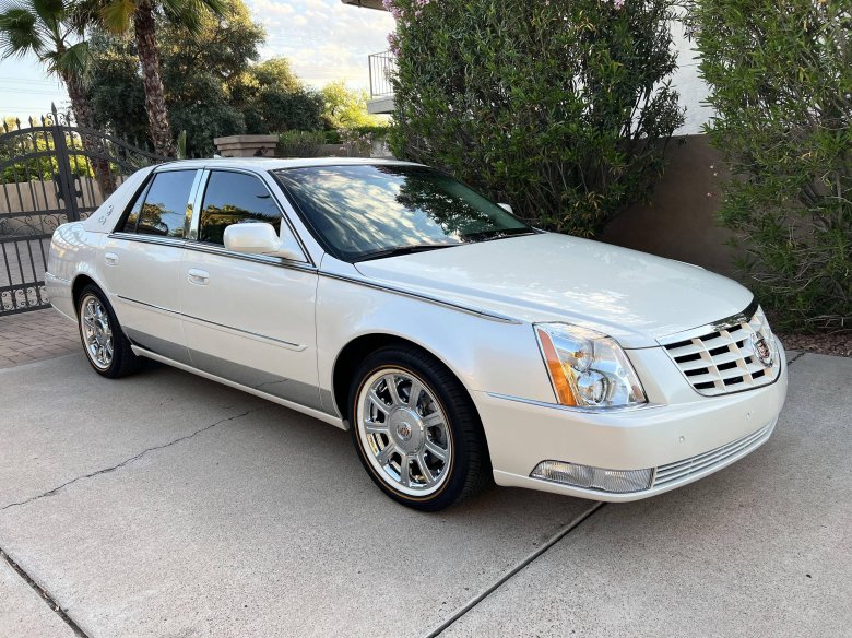 Cadillac dts