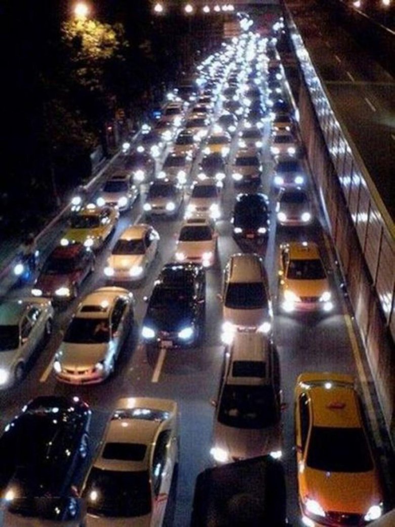 Пробка автомобильная