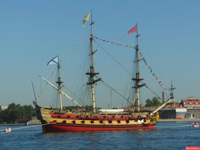 Корабль на неве санкт-петербург