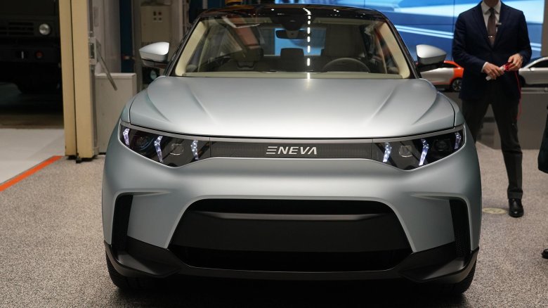 E neva электромобиль