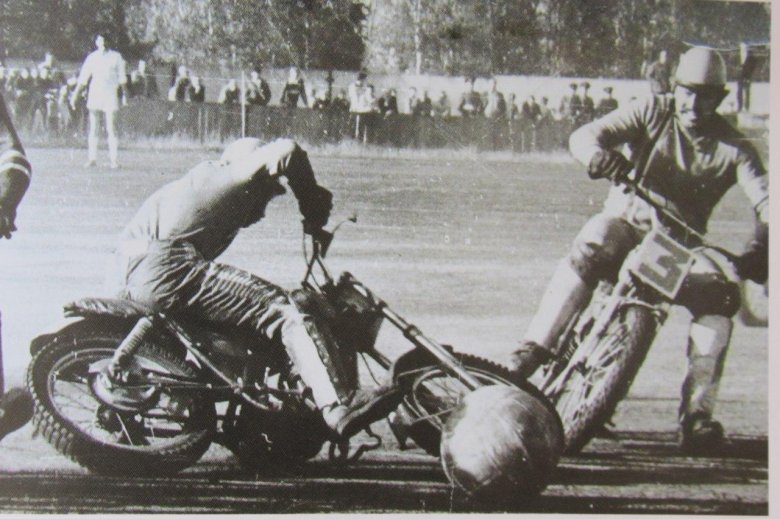 Часовских мотобол