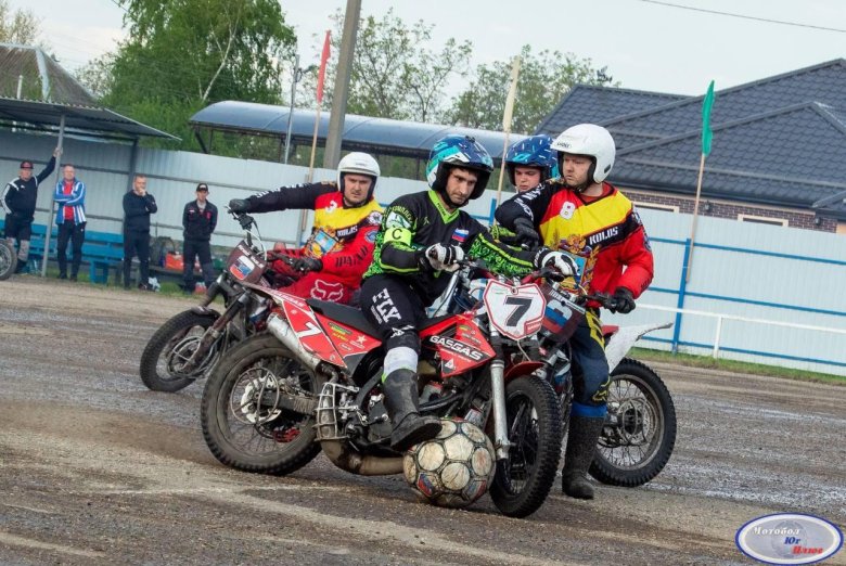 Мотобол командамв станице кирпильской