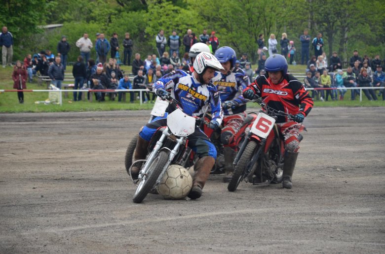 Царев мотобол