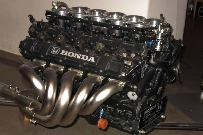 Honda ra122e v12