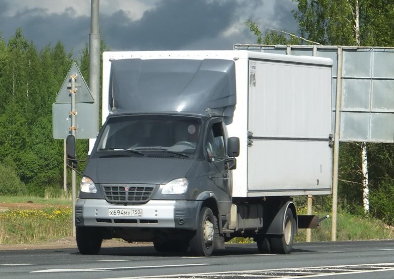 Машина валдай