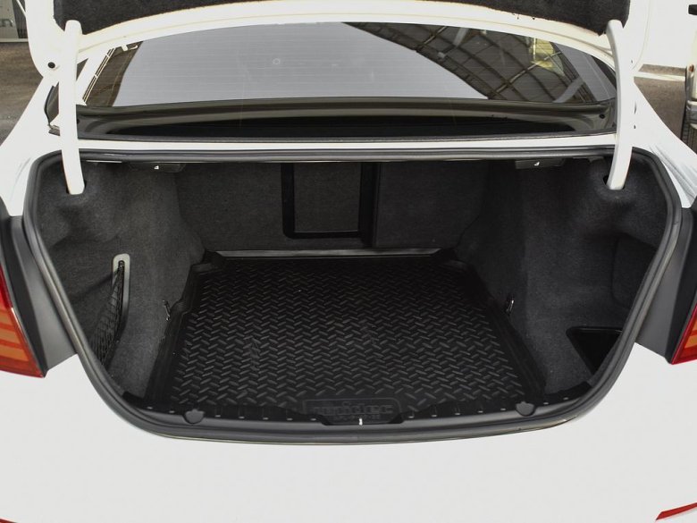 Легковое авто