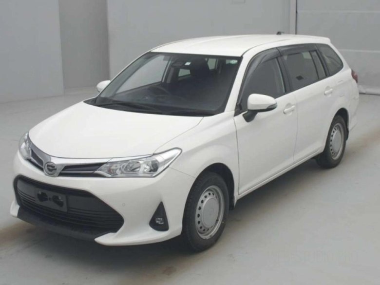 Тойота королла филдер гибрид 2016