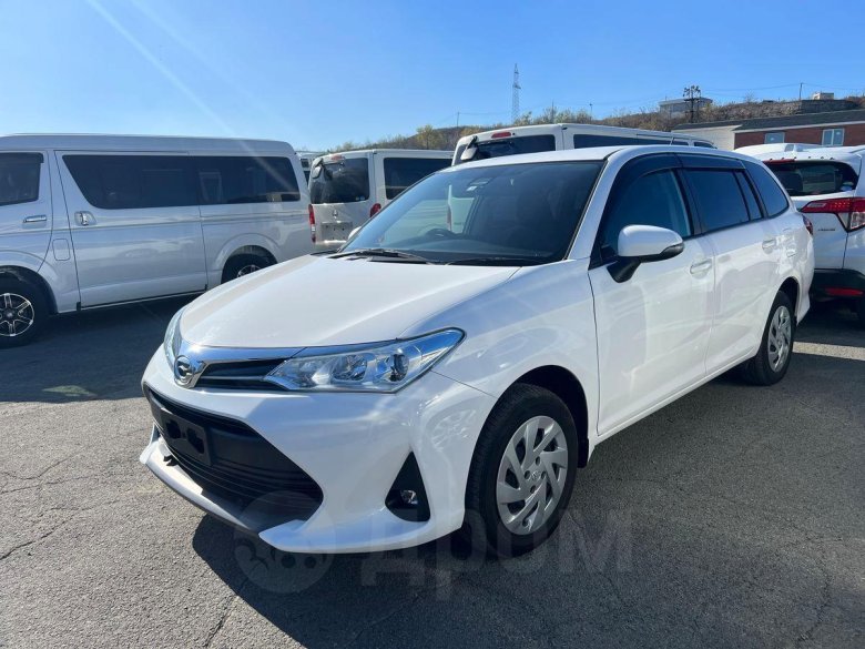 Тойота филдер 2020