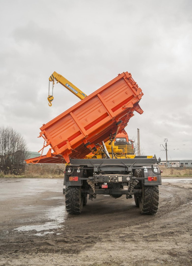 Камаз 43118 самосвал