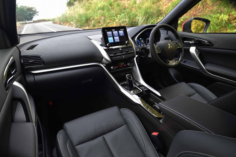 Mitsubishi eclipse cross салон