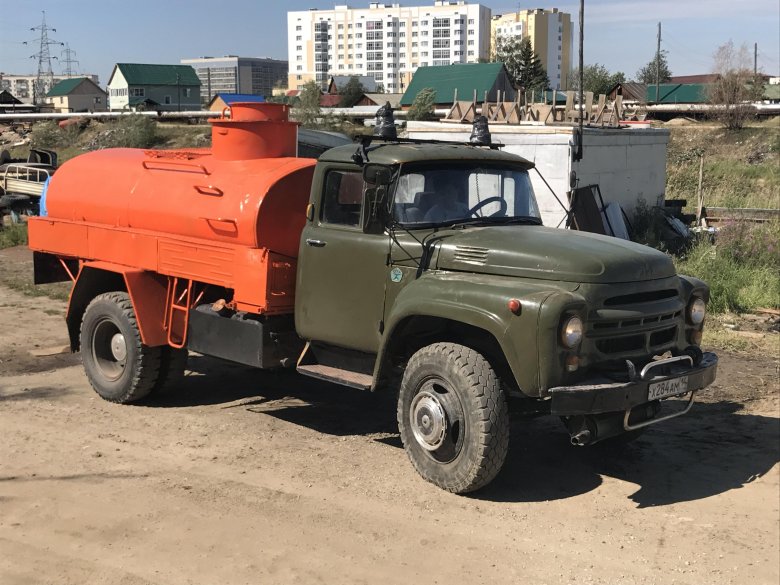 Зил 130 автозаправщик