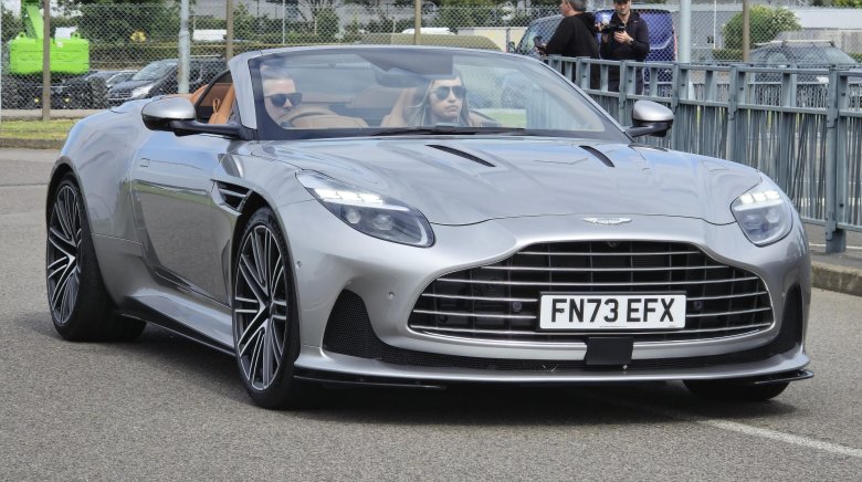Aston martin db 12 volante