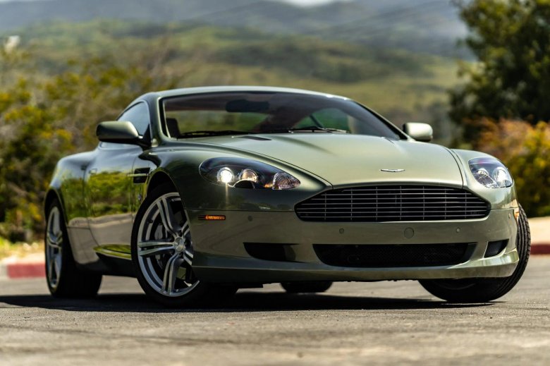 Aston martin db9