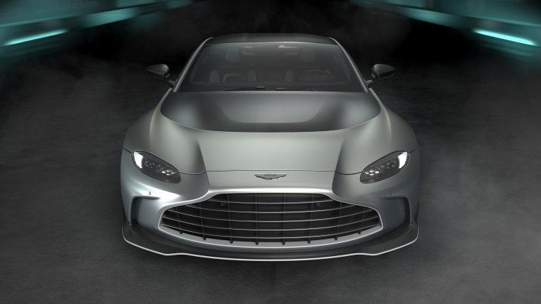 Астон мартин 2023