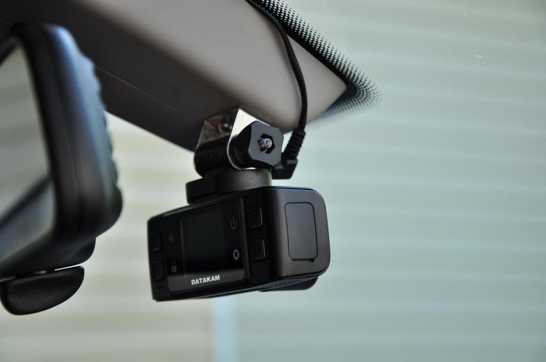 Регистратор в автомобиль