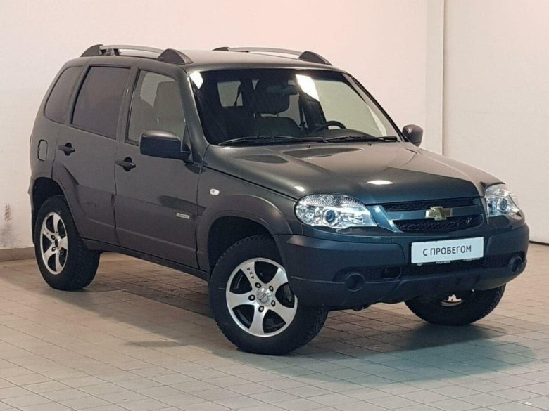 Chevrolet niva 2013 года