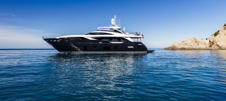 Яхта принцесса 30м