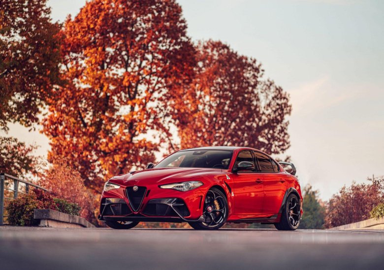 Alfa romeo giulia gtam 2021