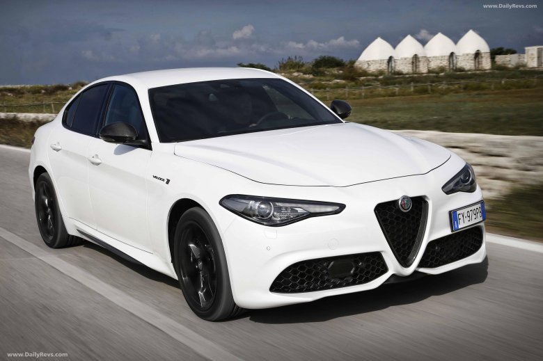 Машина alfa romeo giulia