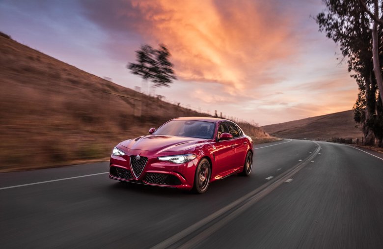 Обои alfa romeo giulia quadrifoglio