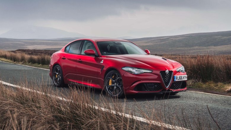 Альфа ромео джулия квадрифолио