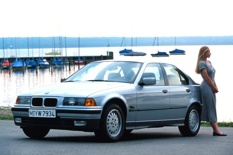 Bmw e36 sedan