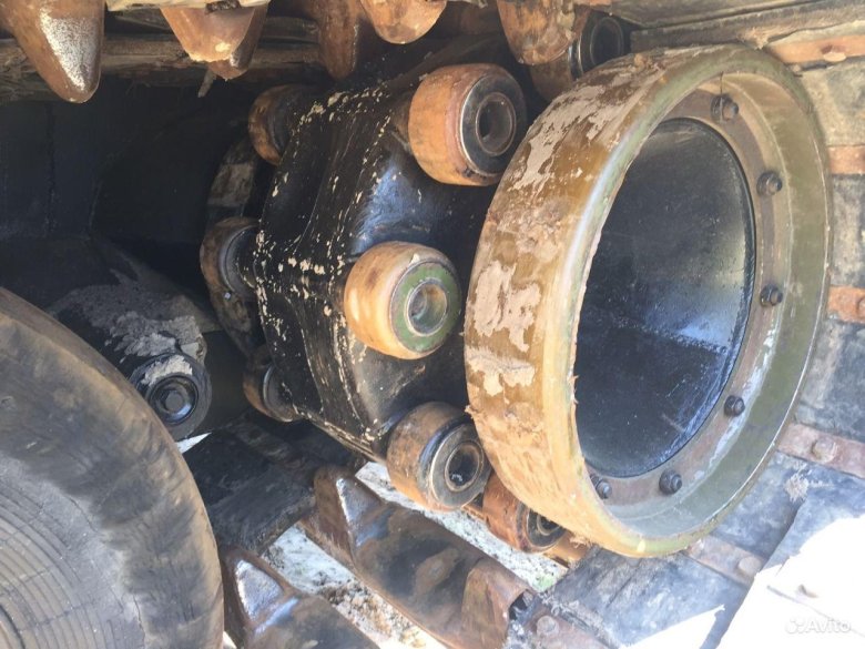 Гусеничные экскаваторы