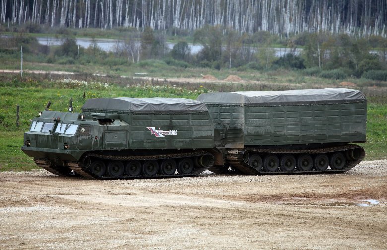 Двухзвенный гусеничный транспортер дт-30пмн