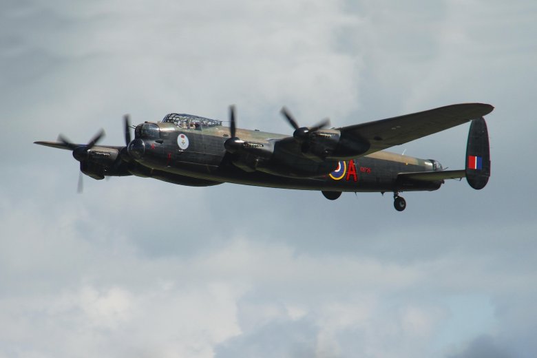 Самолет авро ланкастер