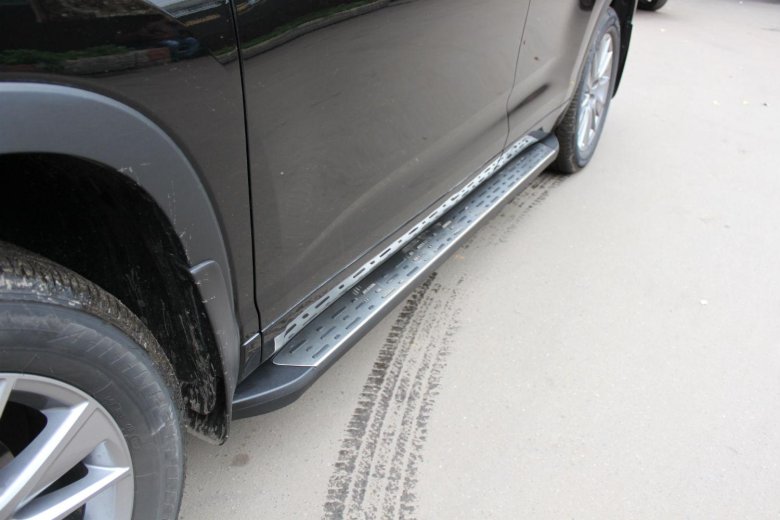 Алюминиевые пороги