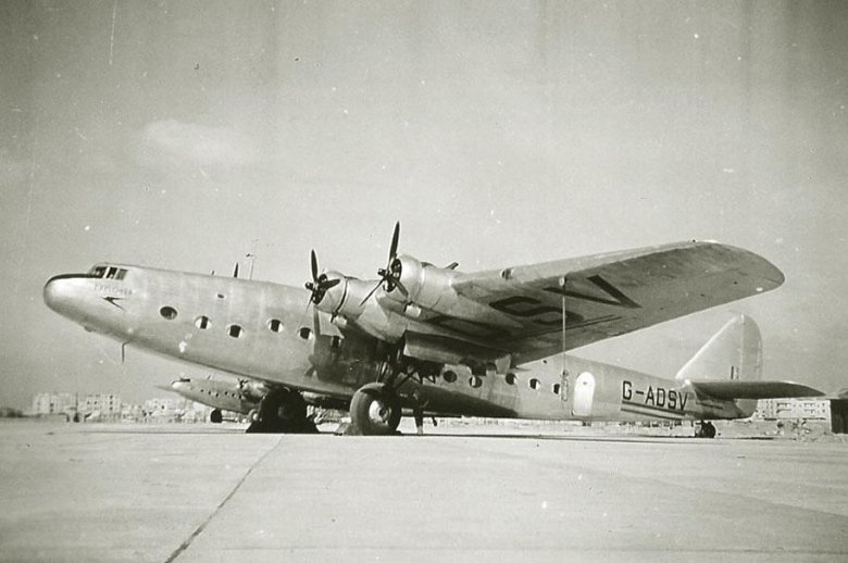 Armstrong whitworth aw.27 ensign
